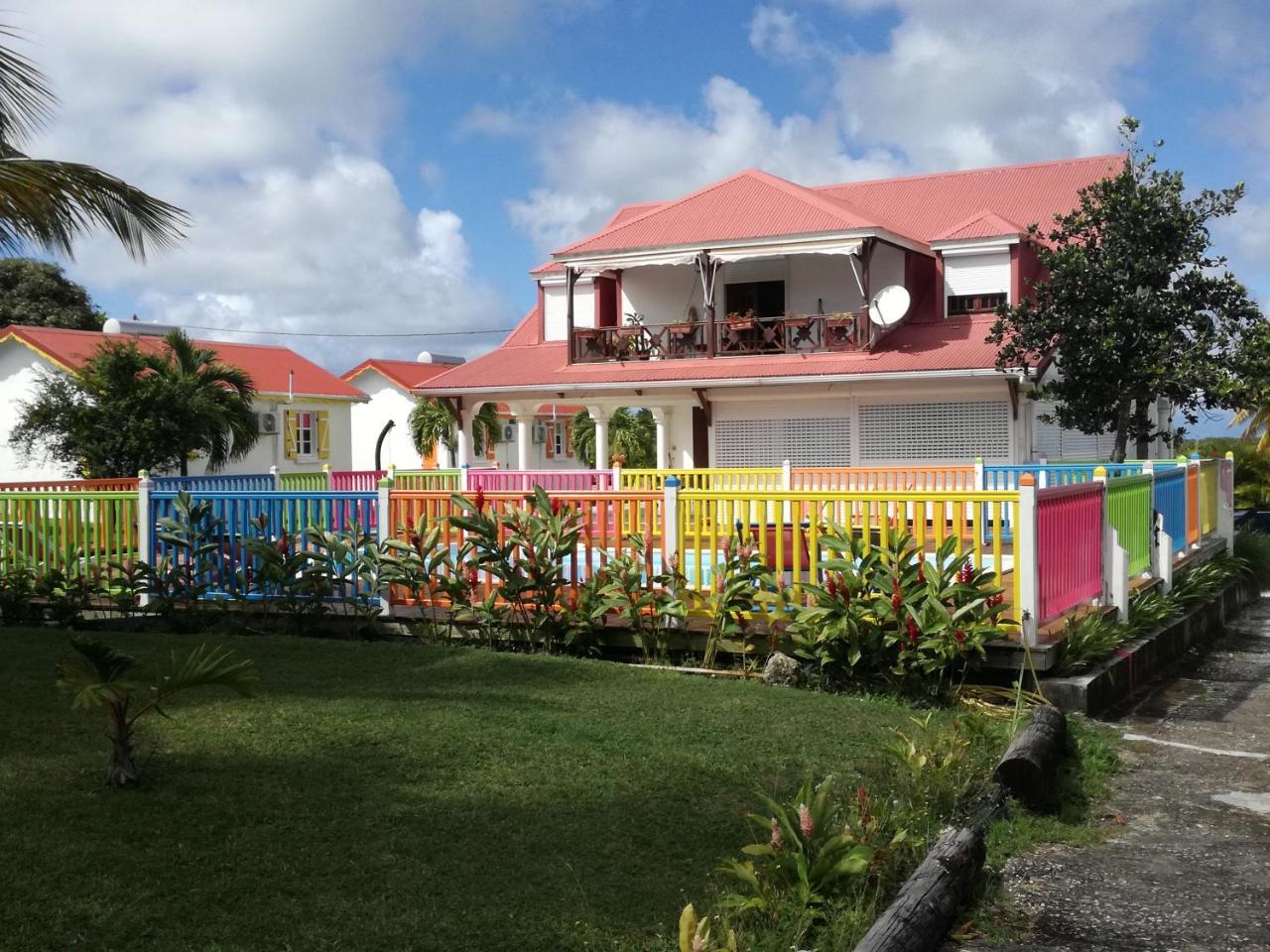 Au Jardin De Beausejour Hotel Capesterre Exterior foto